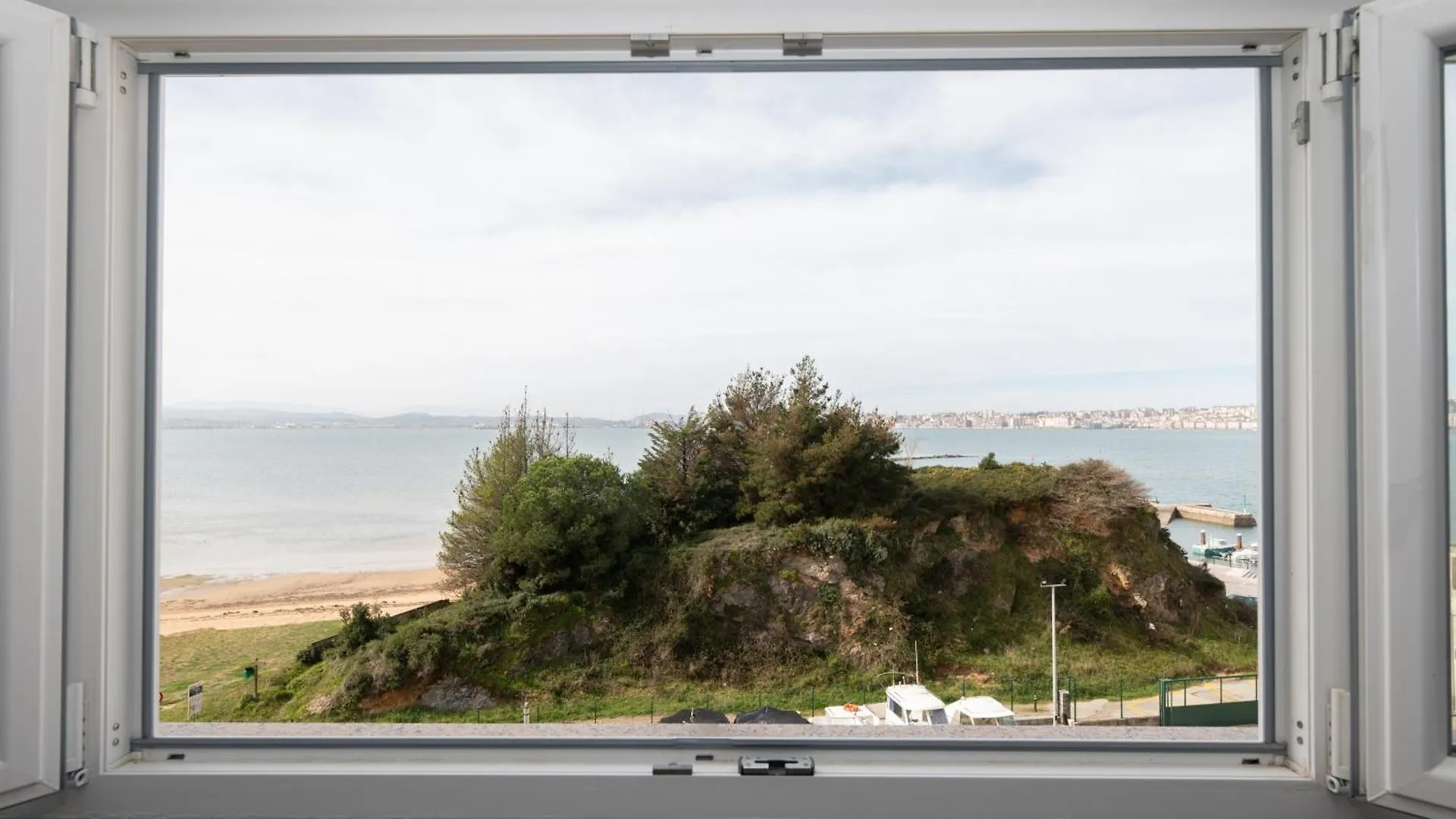 El Embarcadero Apartment Pedrena Spain
