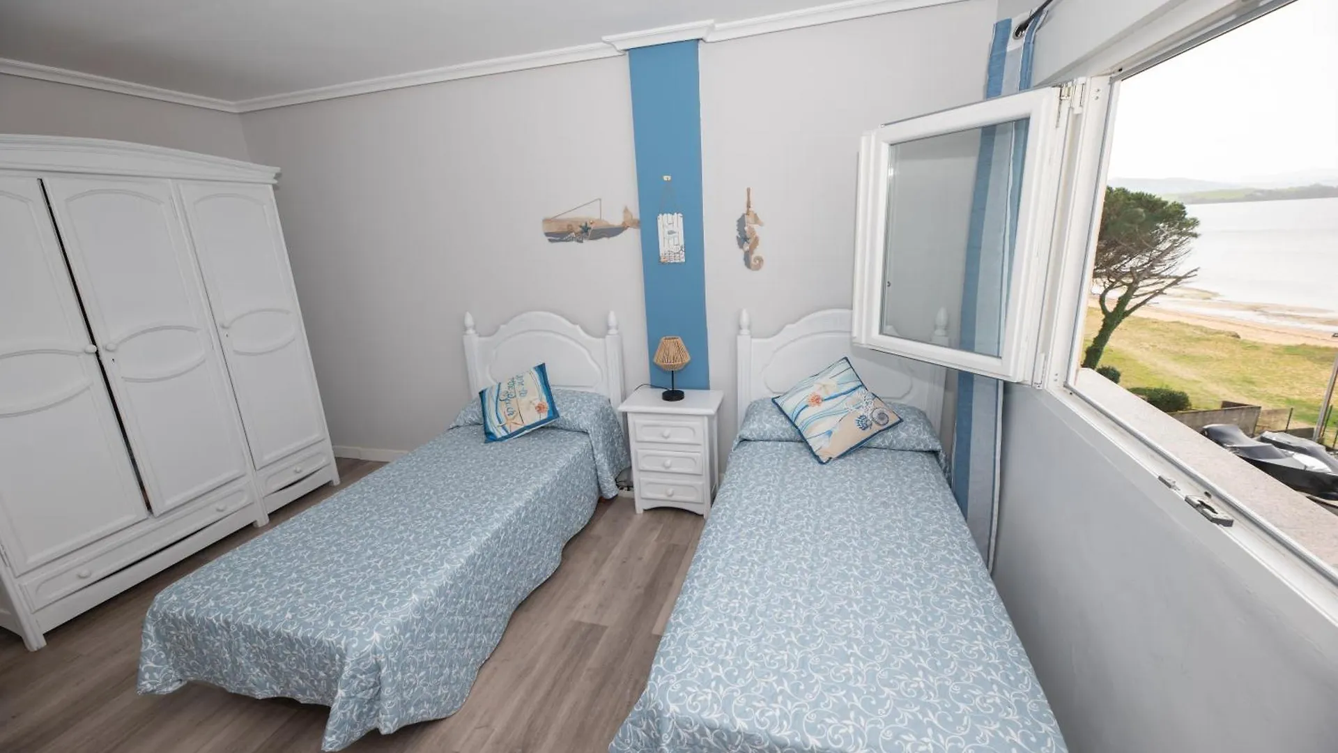 El Embarcadero Apartment Pedrena 0*,
